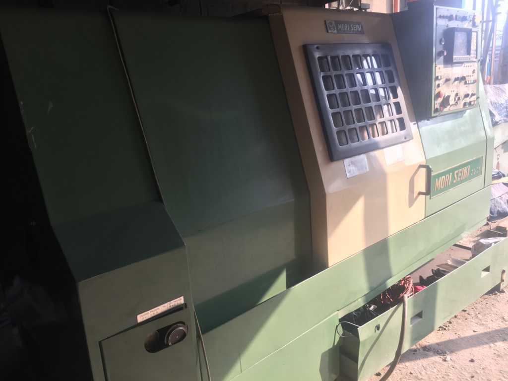 Máy Tiện Cnc MORISEIKI SL25/B5